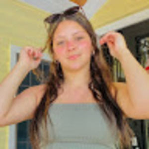 Meet your Posher, Savannah